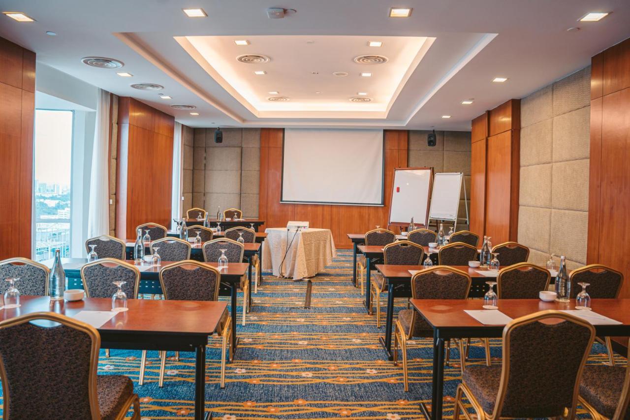 St Giles Gardens Hotel Kuala Lumpur Ngoại thất bức ảnh Meeting room