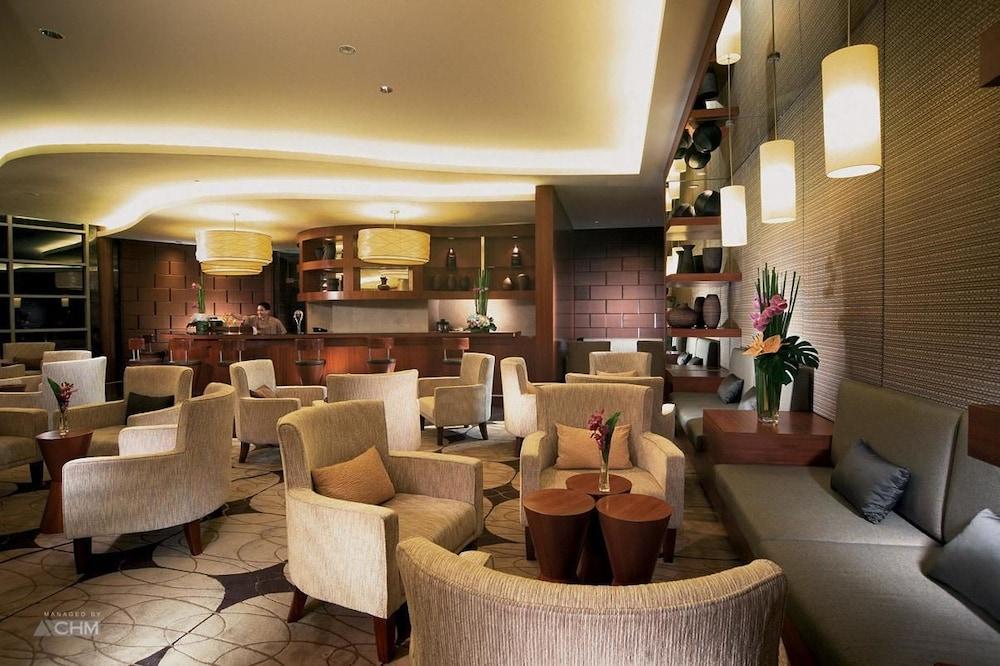 St Giles Gardens Hotel Kuala Lumpur Ngoại thất bức ảnh The lounge at the airport