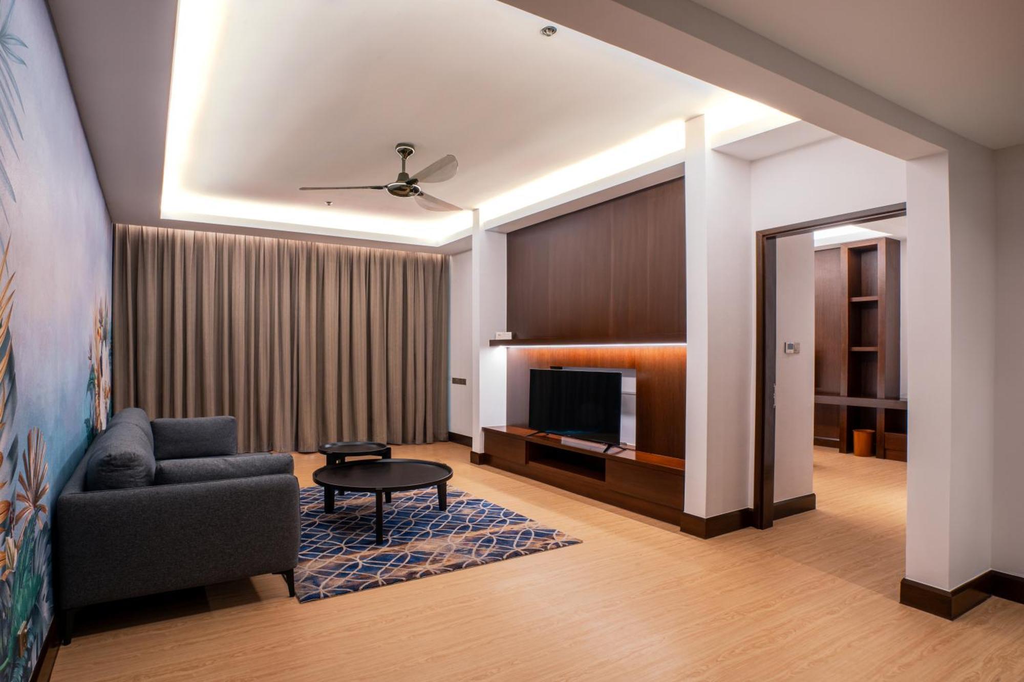 St Giles Gardens Hotel Kuala Lumpur Ngoại thất bức ảnh A living room in a condominium